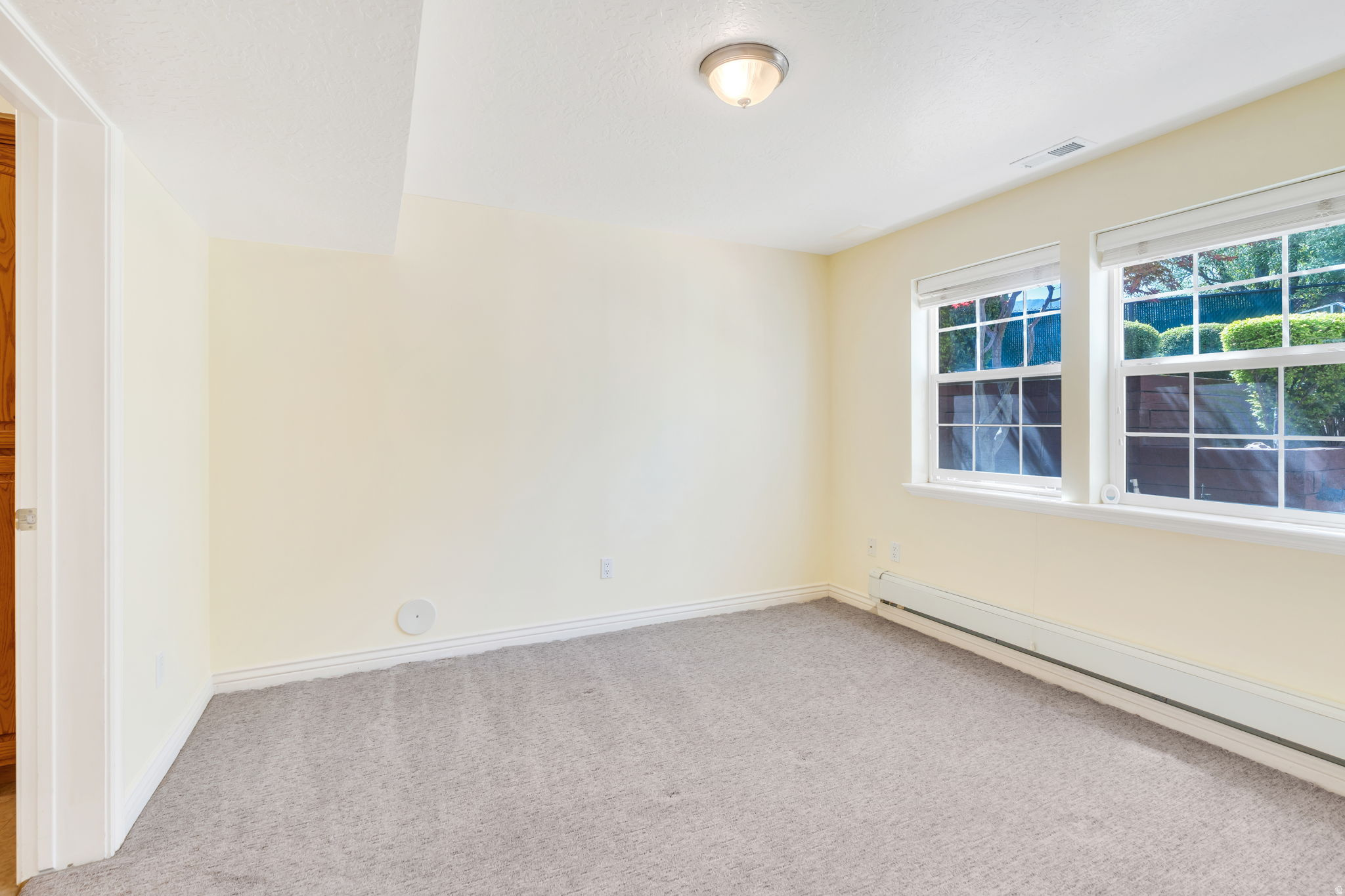 KNOLLCREST - Residential