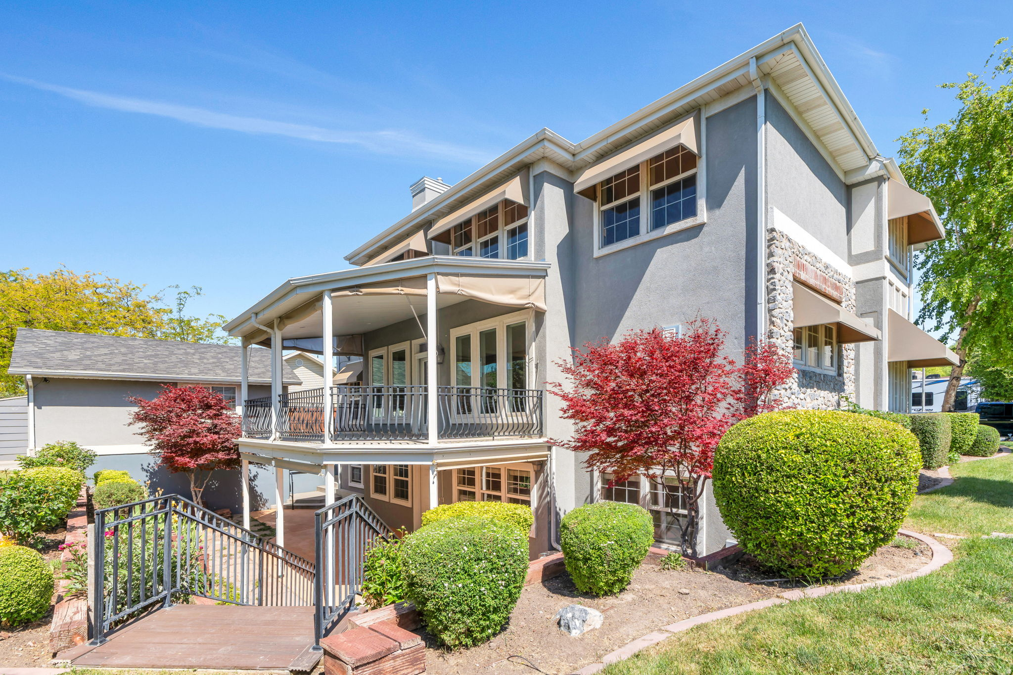 KNOLLCREST - Residential