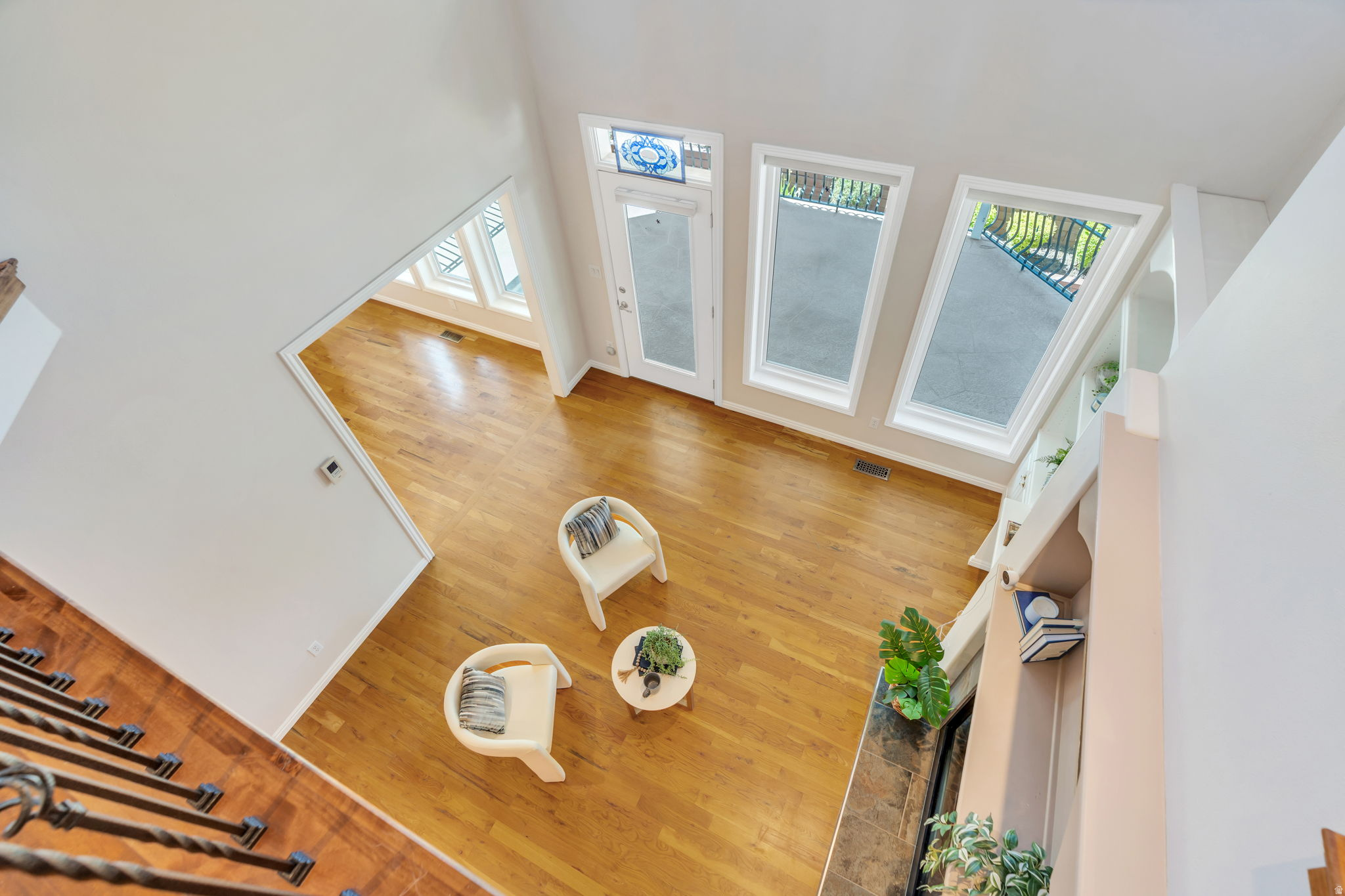 KNOLLCREST - Residential