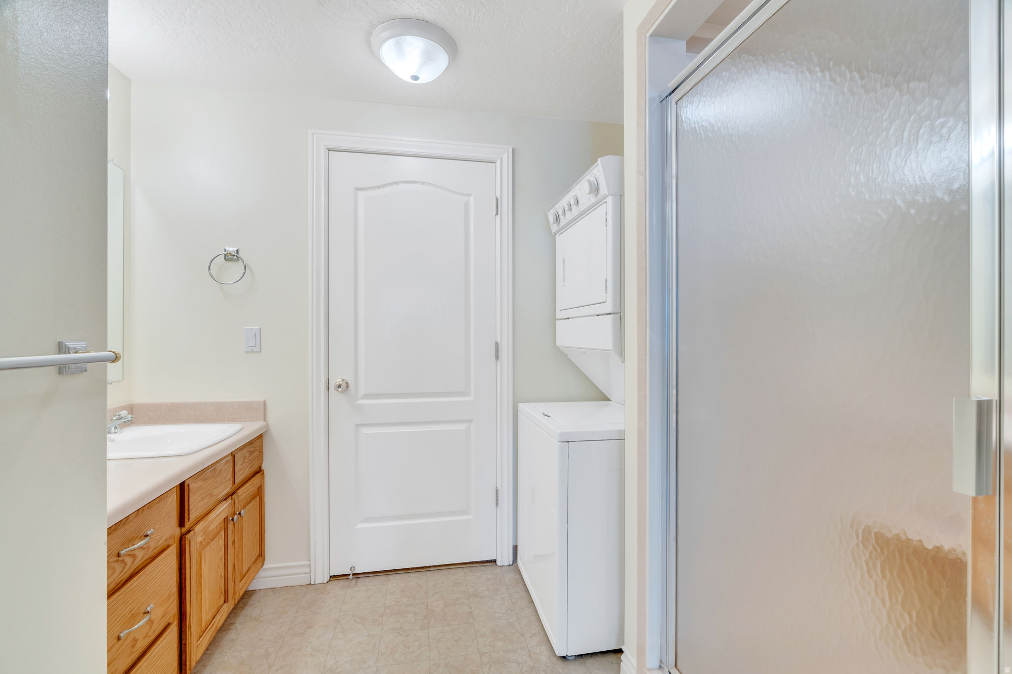 KNOLLCREST - Residential