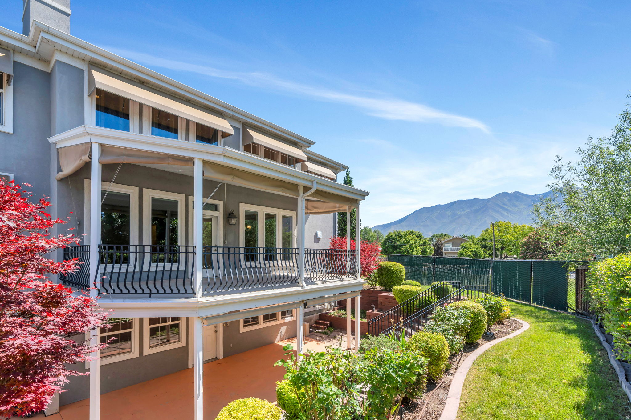 KNOLLCREST - Residential