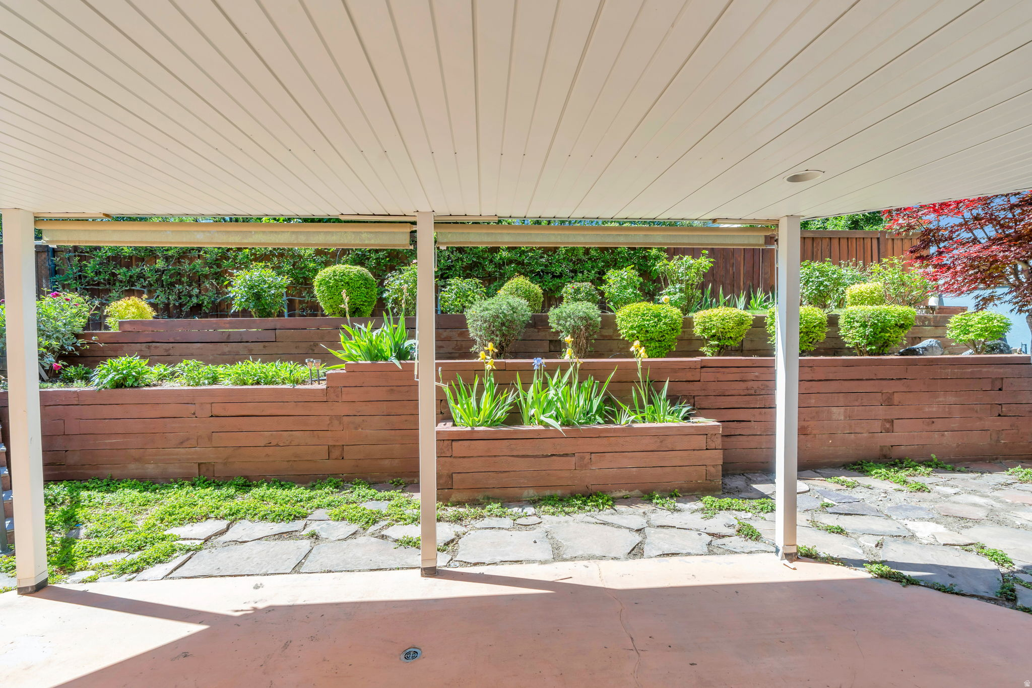 KNOLLCREST - Residential