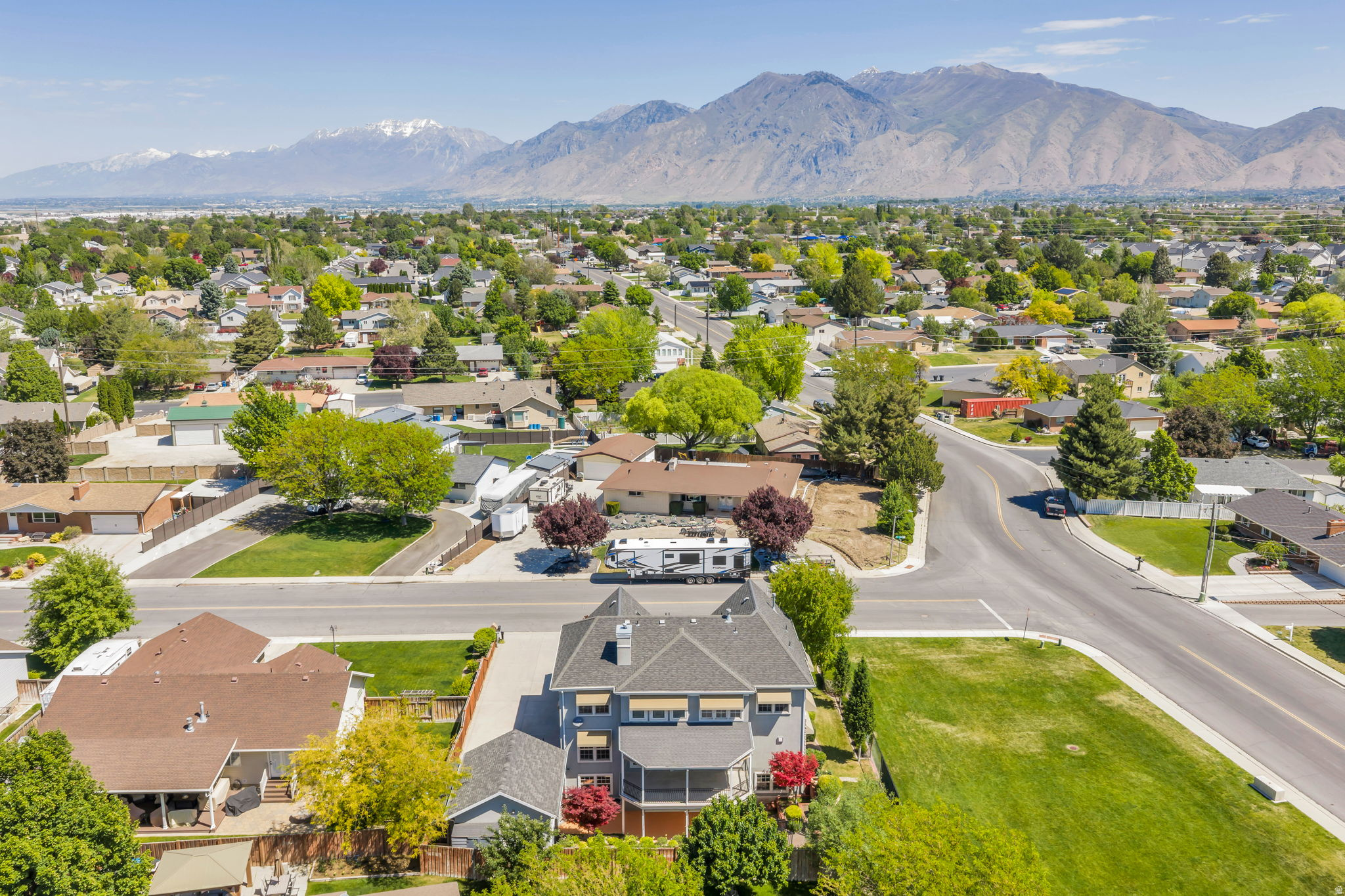 KNOLLCREST - Residential