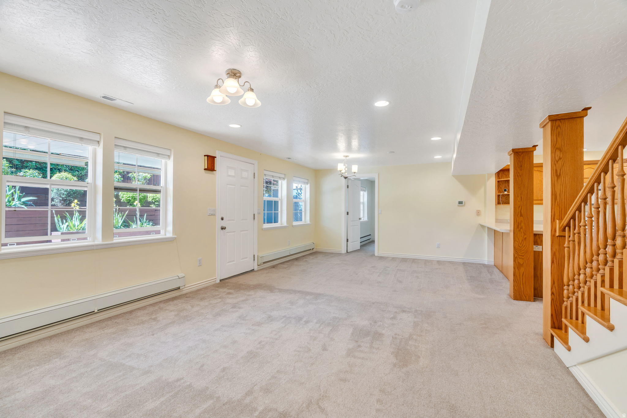 KNOLLCREST - Residential