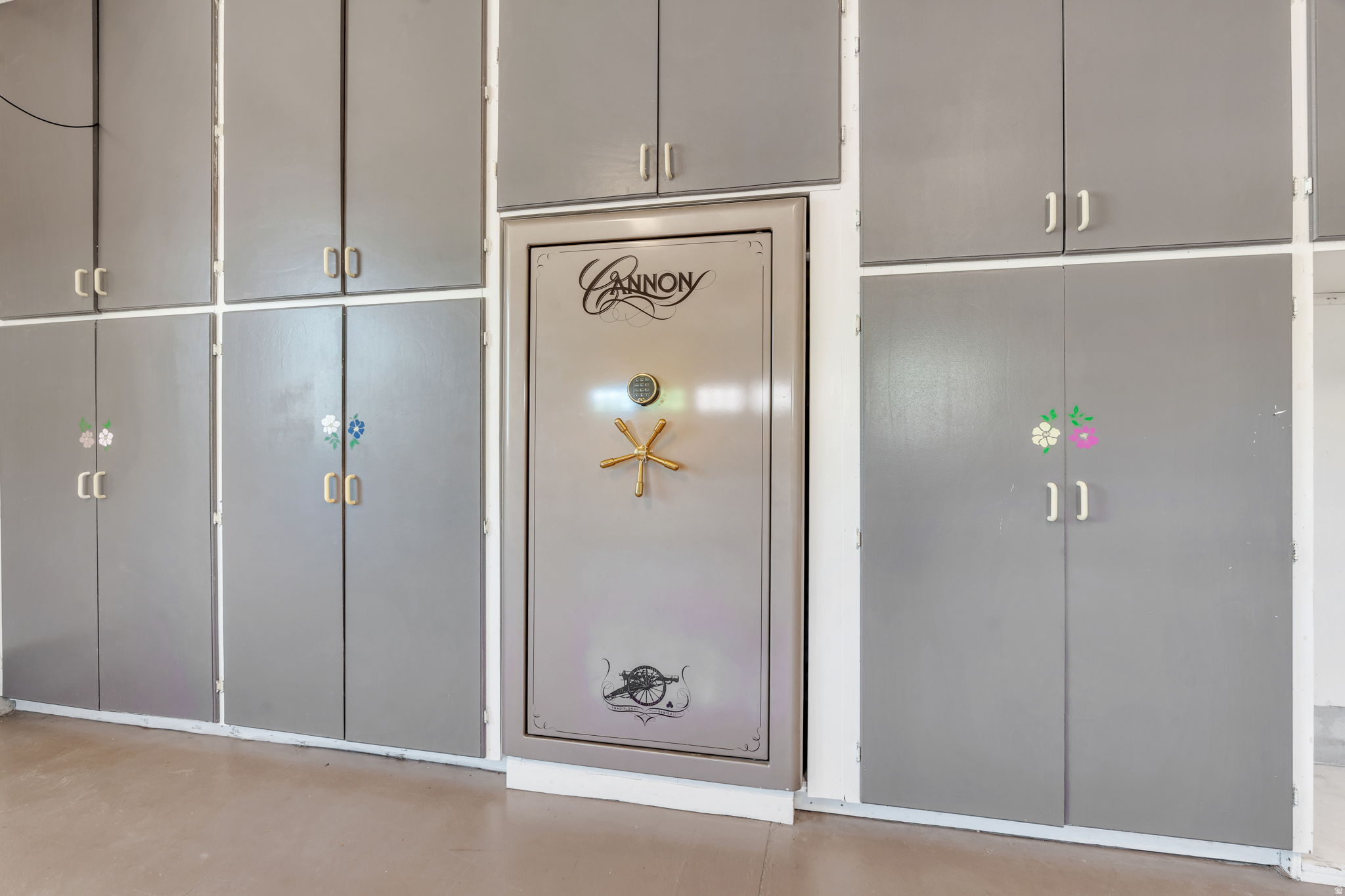 KNOLLCREST - Residential