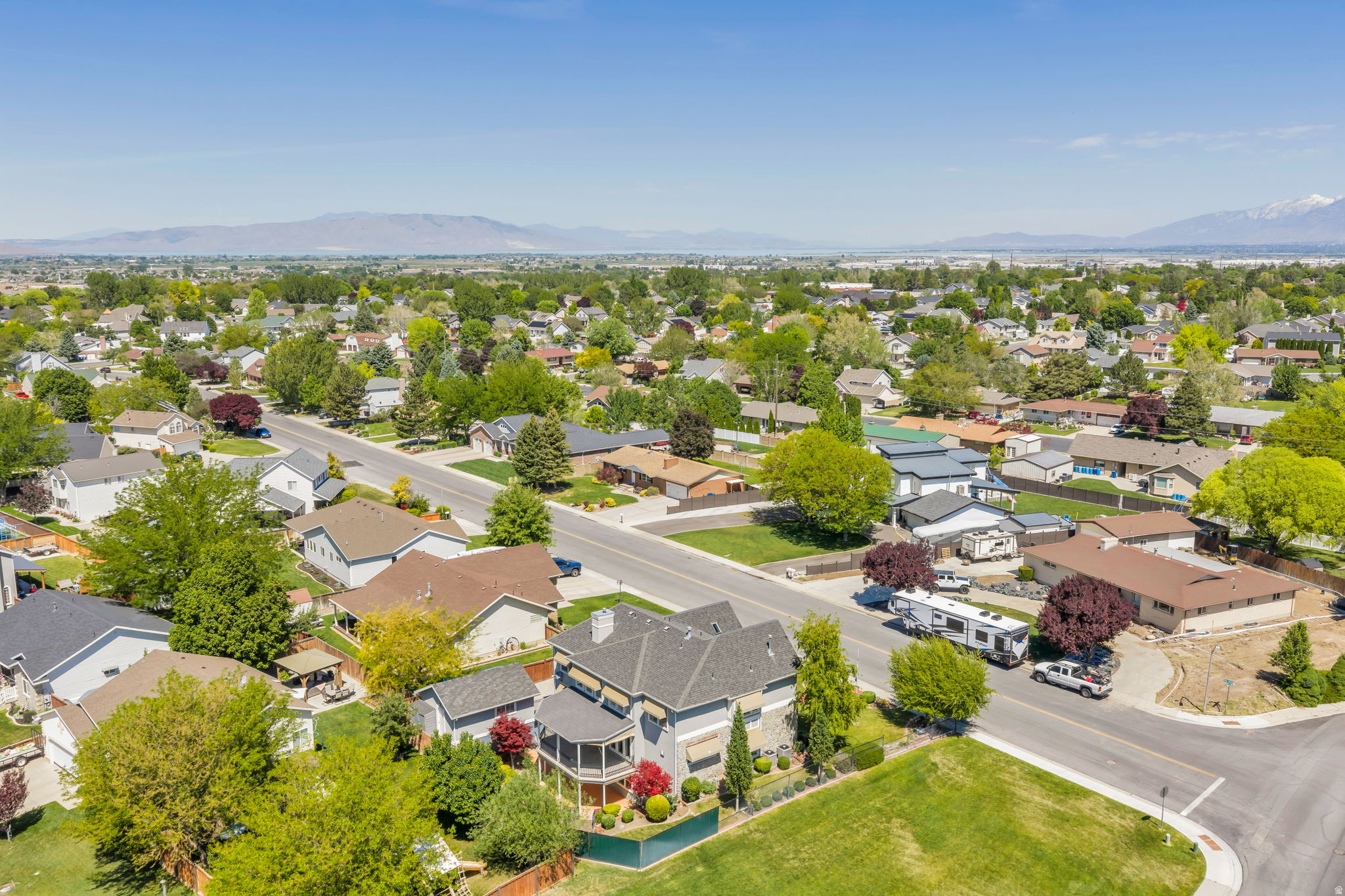 KNOLLCREST - Residential