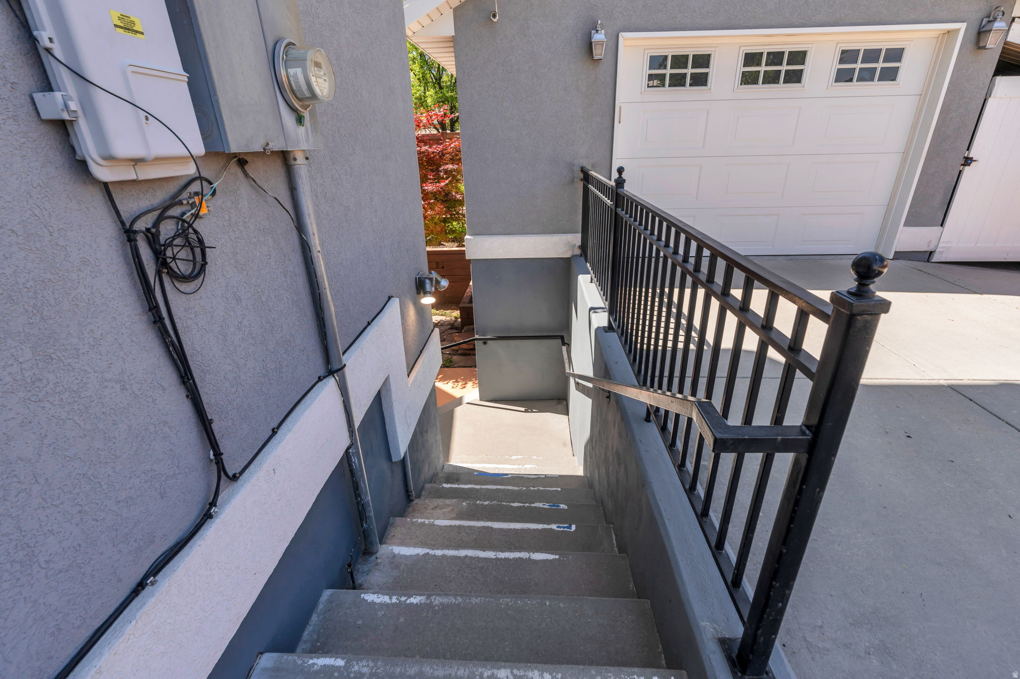 KNOLLCREST - Residential