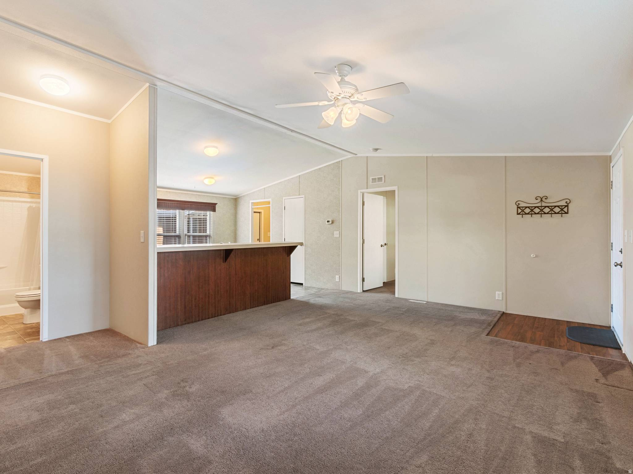 ROLLING HILLS - Residential