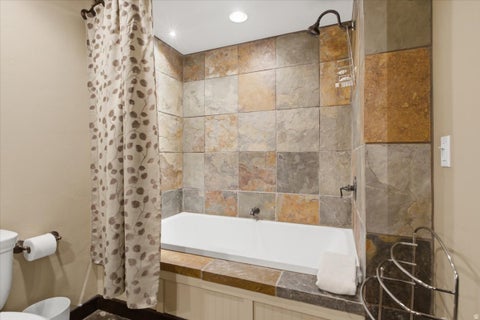 Tiny photo for 419 E 12100 S, Draper, UT 84020 (MLS # 2180260)
