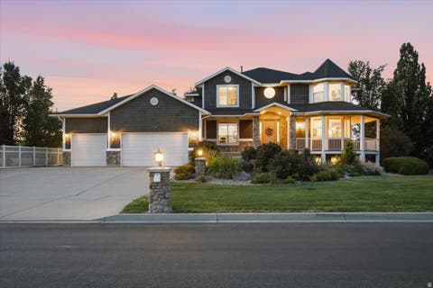 Photo of 419 E 12100 S, Draper, UT 84020 (MLS # 2180260)