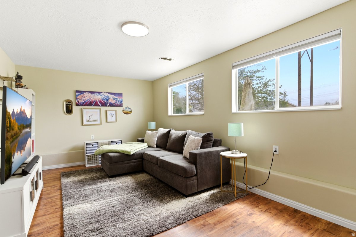 KATIE'S PLACE - Residential
