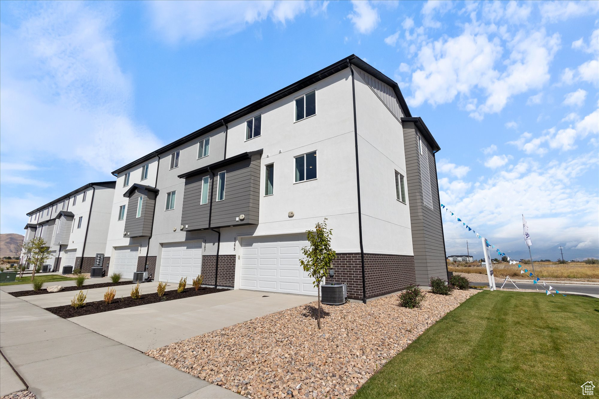 ARROWHEAD RANCH - Residential