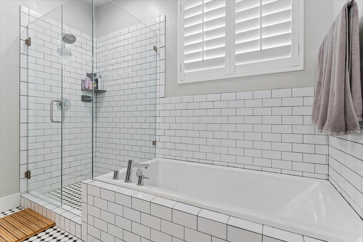 MAPLE HILLS - Residential