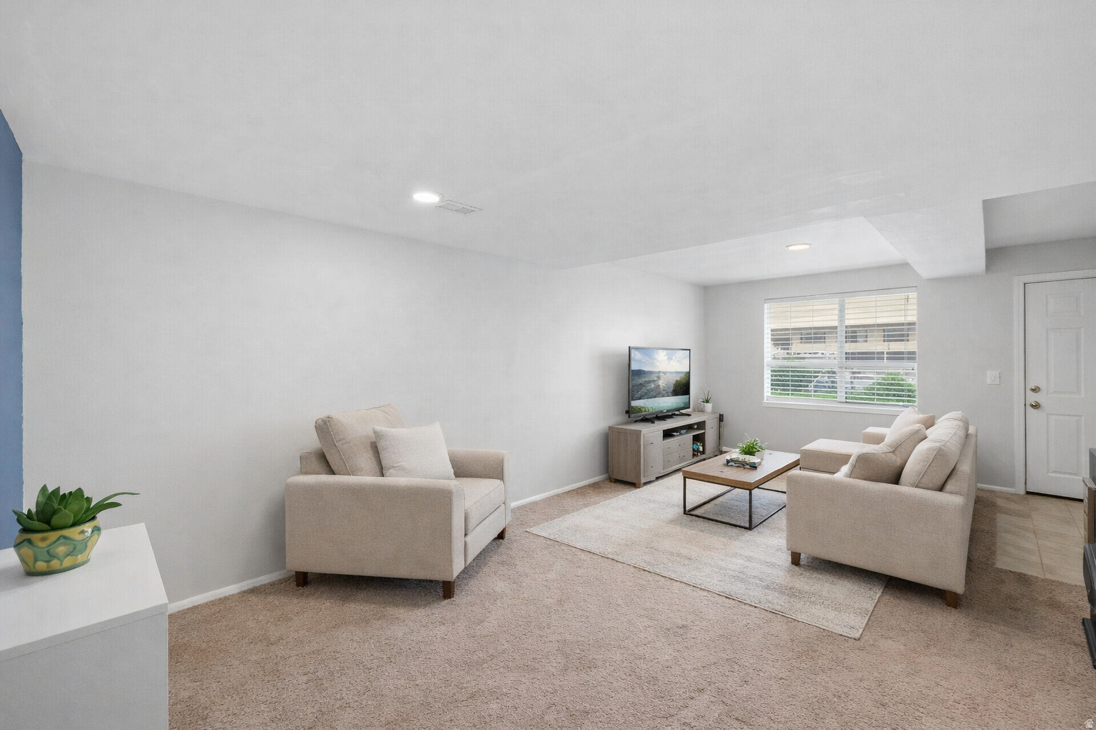 REDWOOD VILLAGE - Residential