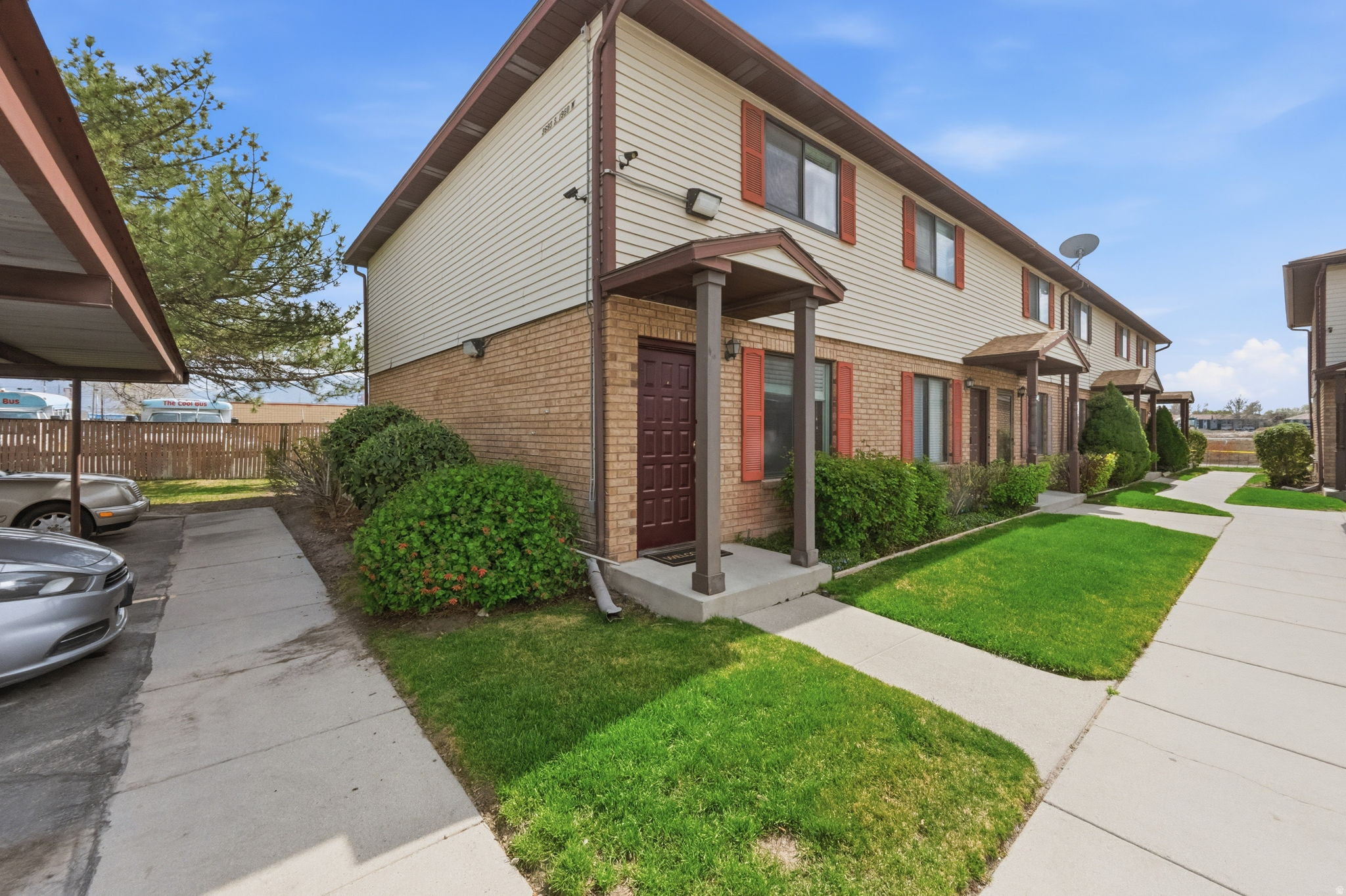 REDWOOD VILLAGE - Residential