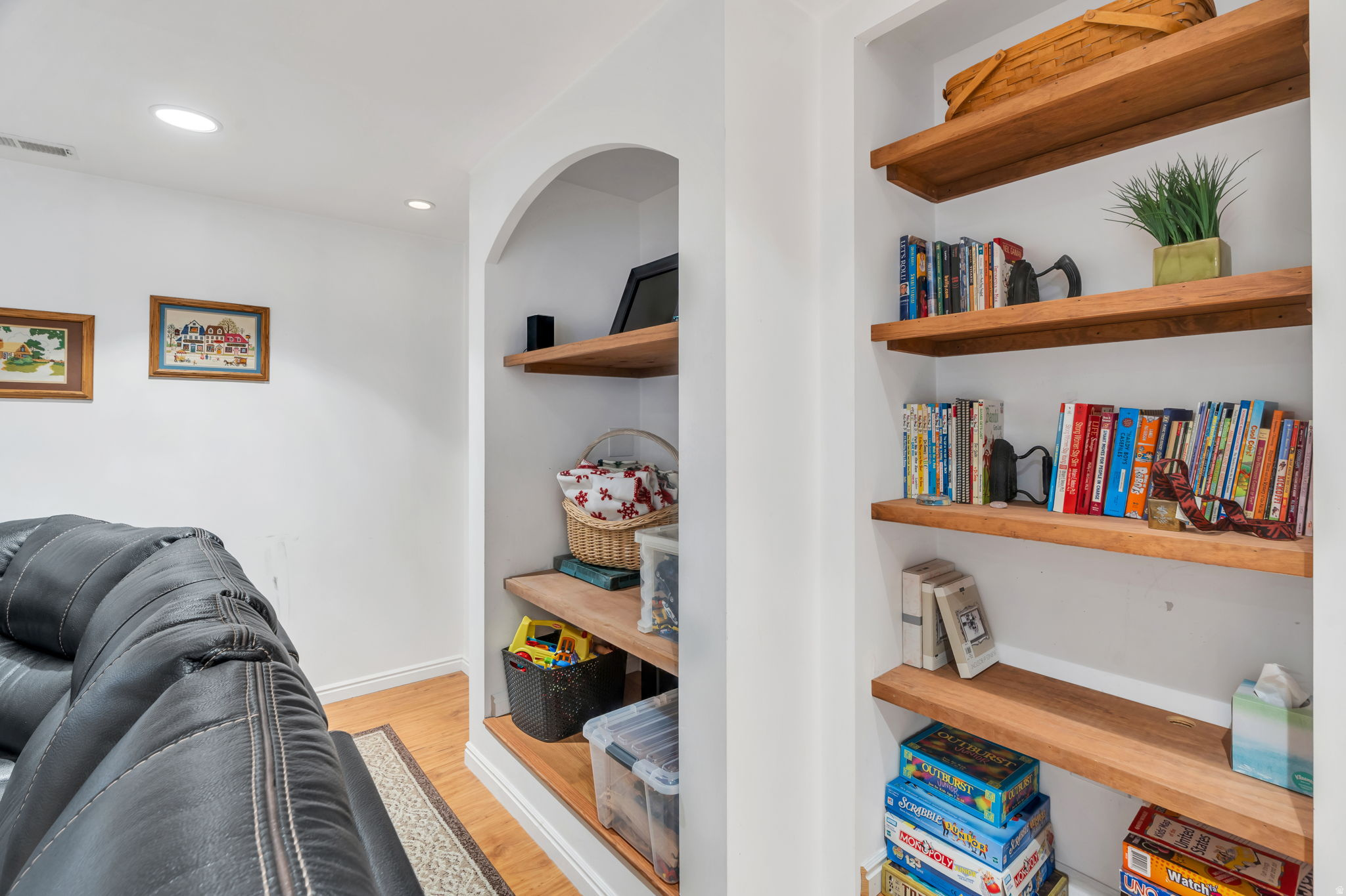 EDEN VIEW - Residential