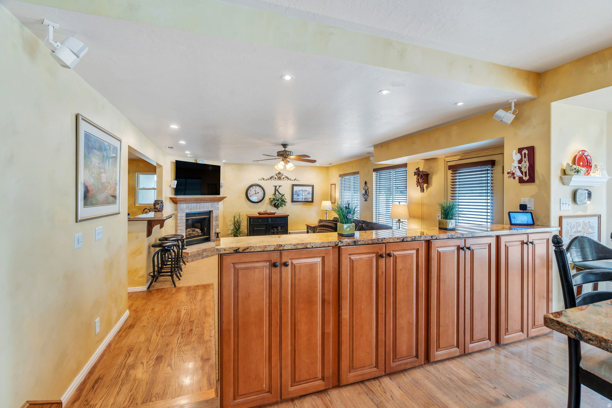 EDEN VIEW - Residential