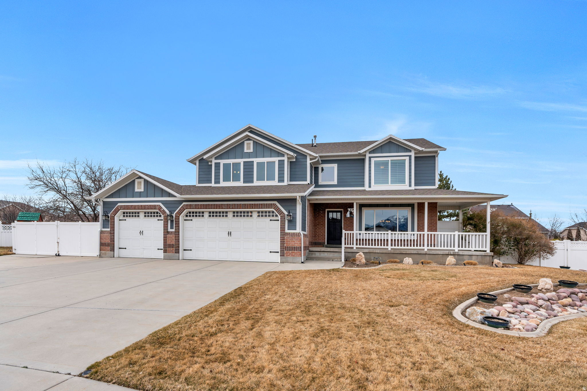 EDEN VIEW - Residential