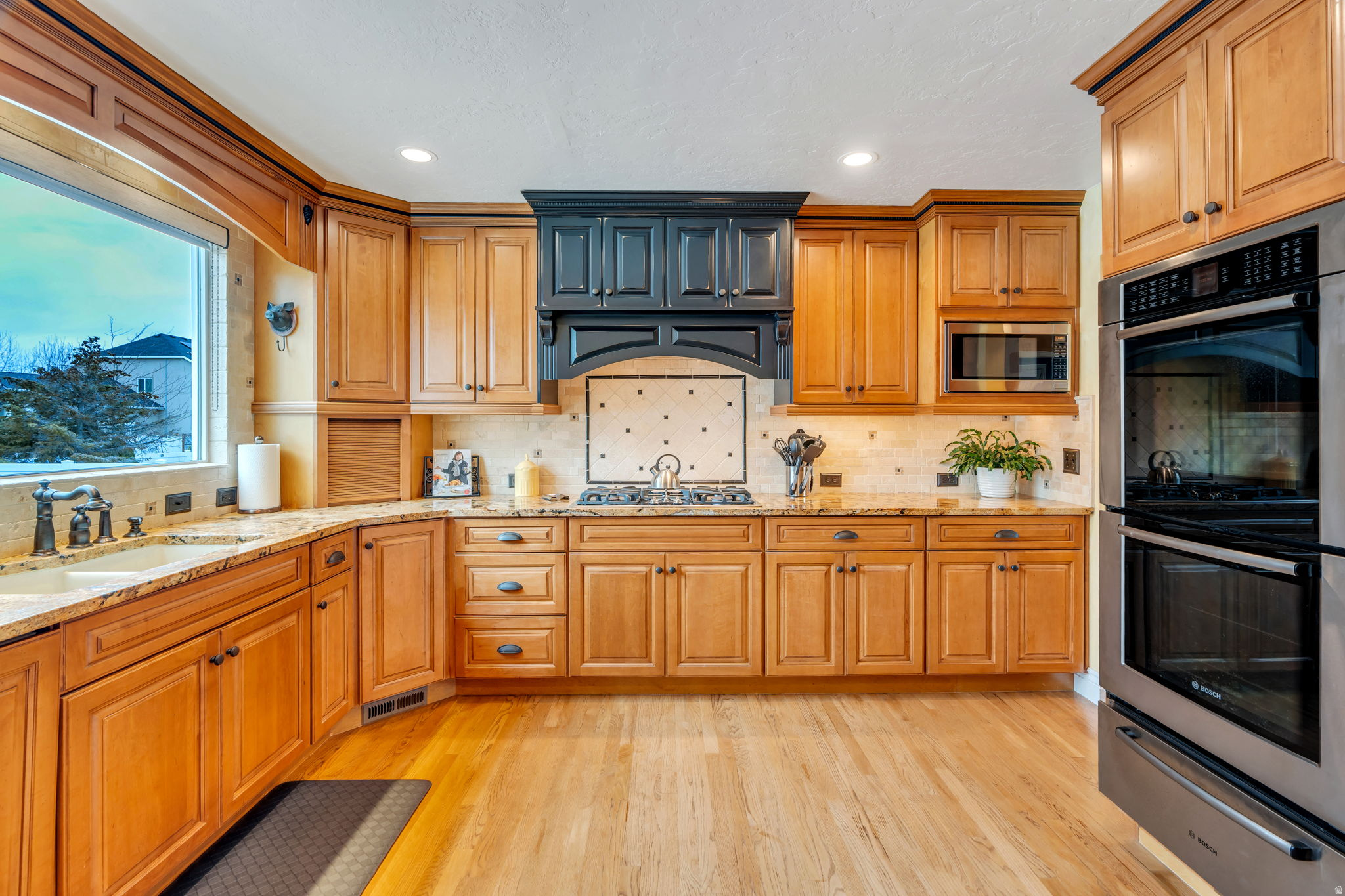 EDEN VIEW - Residential