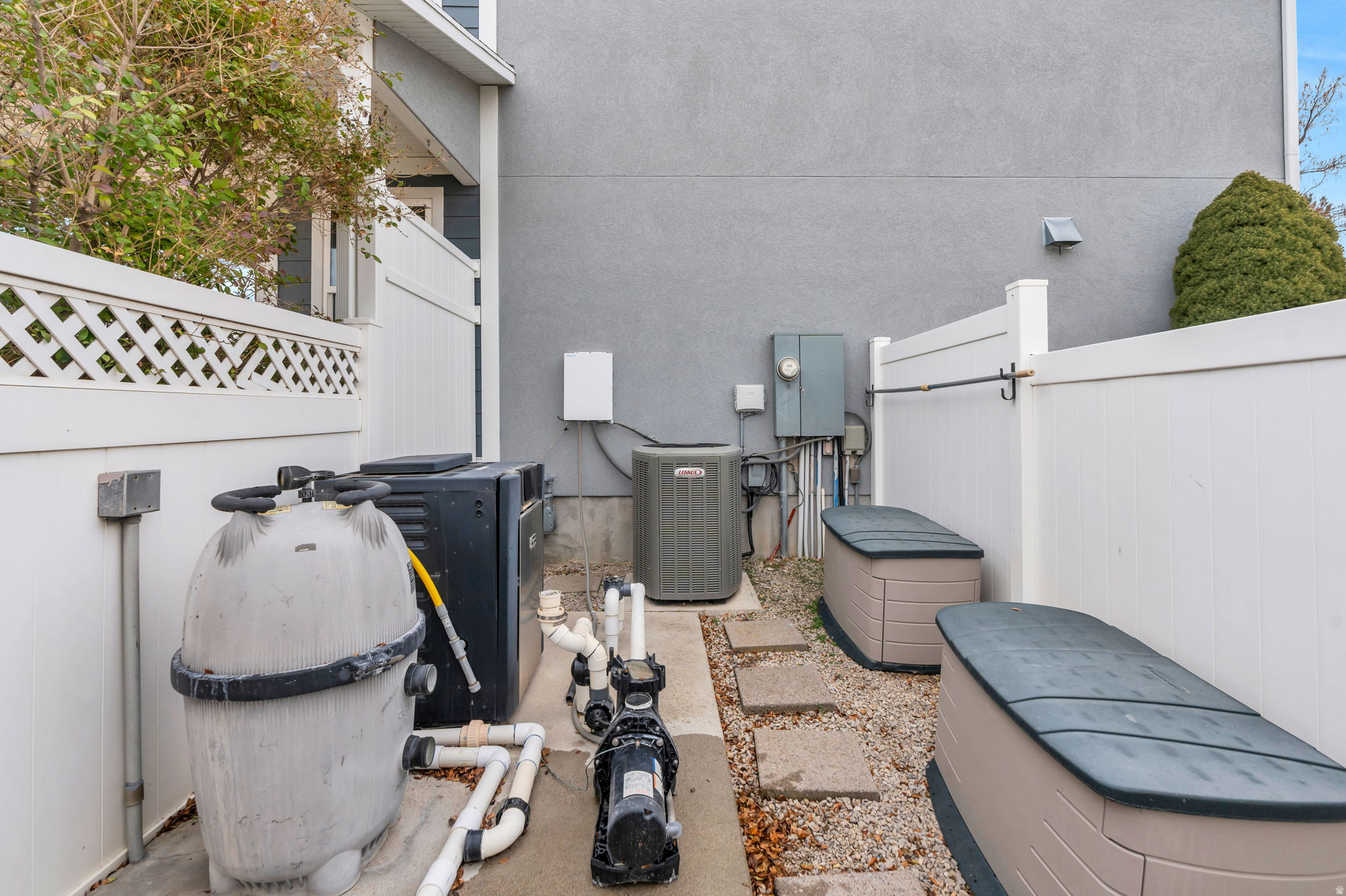 EDEN VIEW - Residential