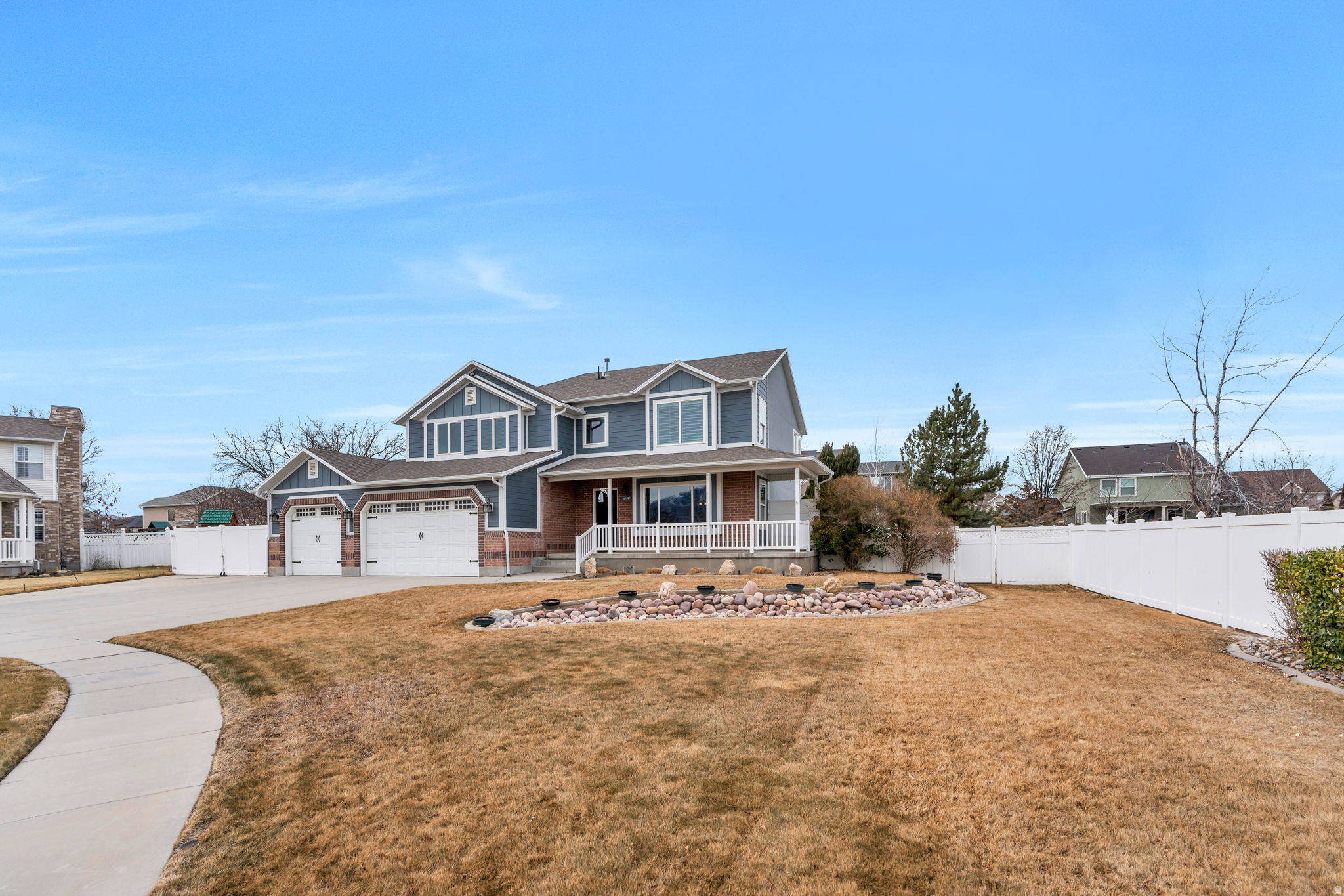 EDEN VIEW - Residential