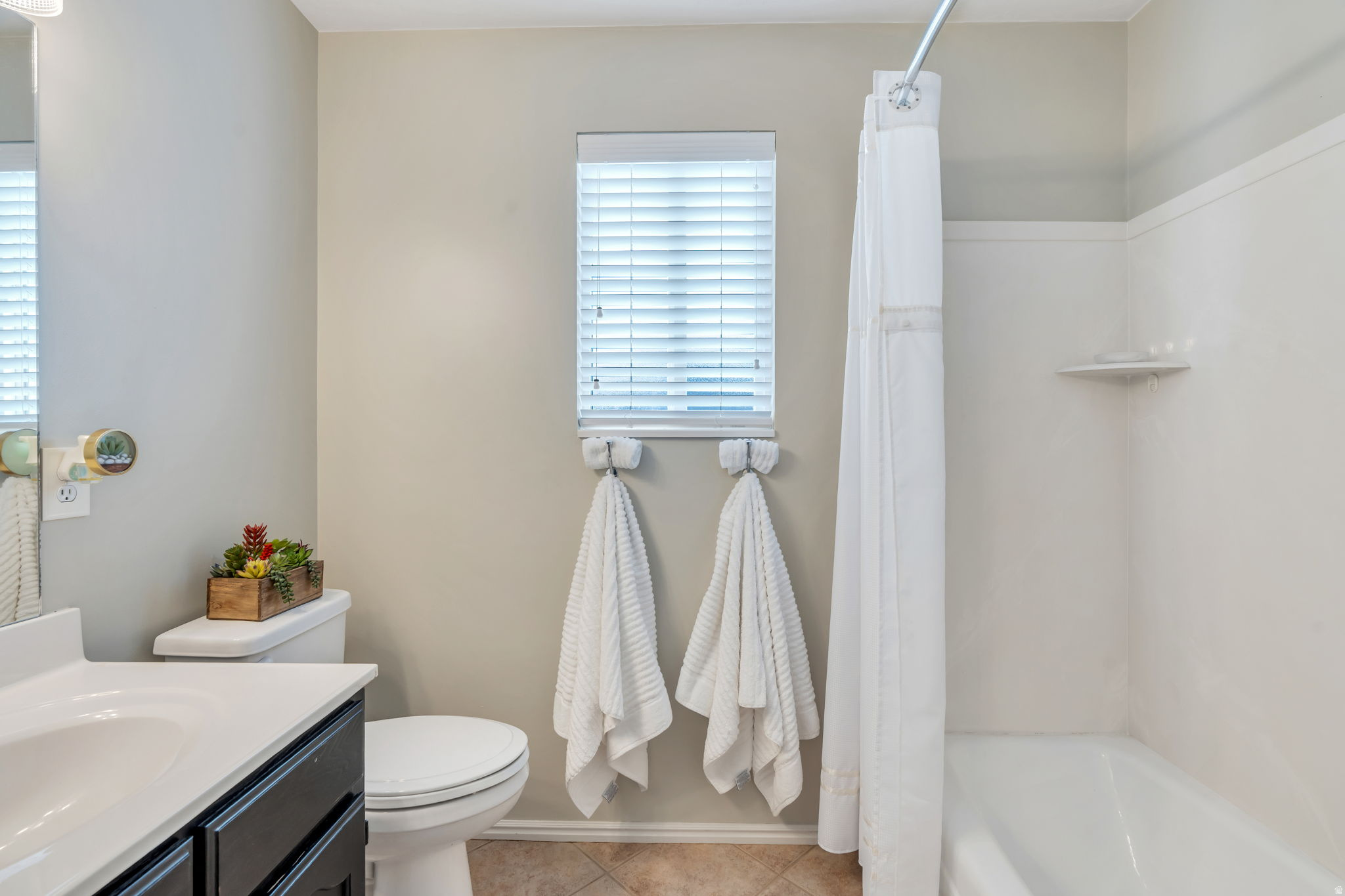 EDEN VIEW - Residential