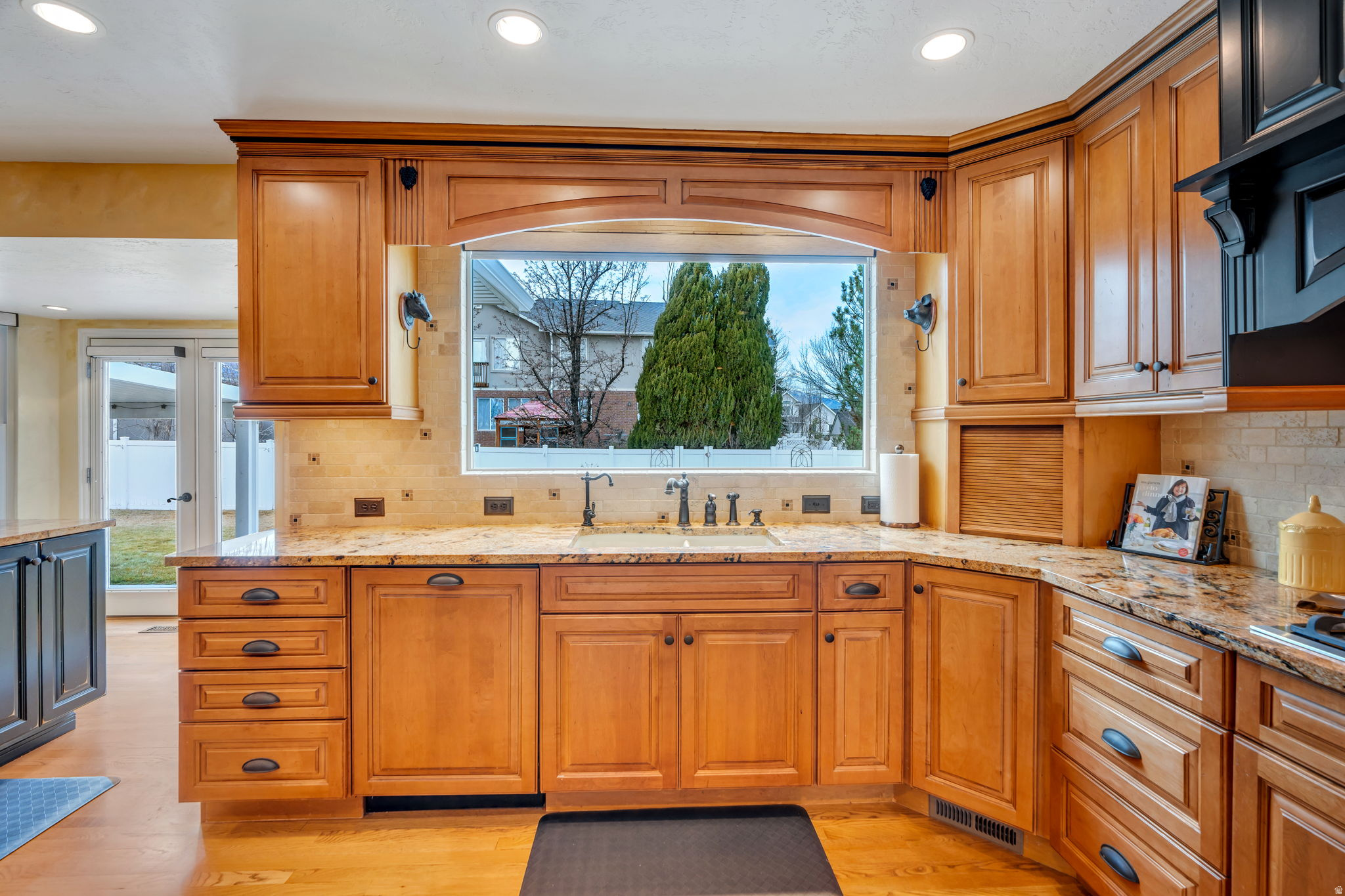 EDEN VIEW - Residential