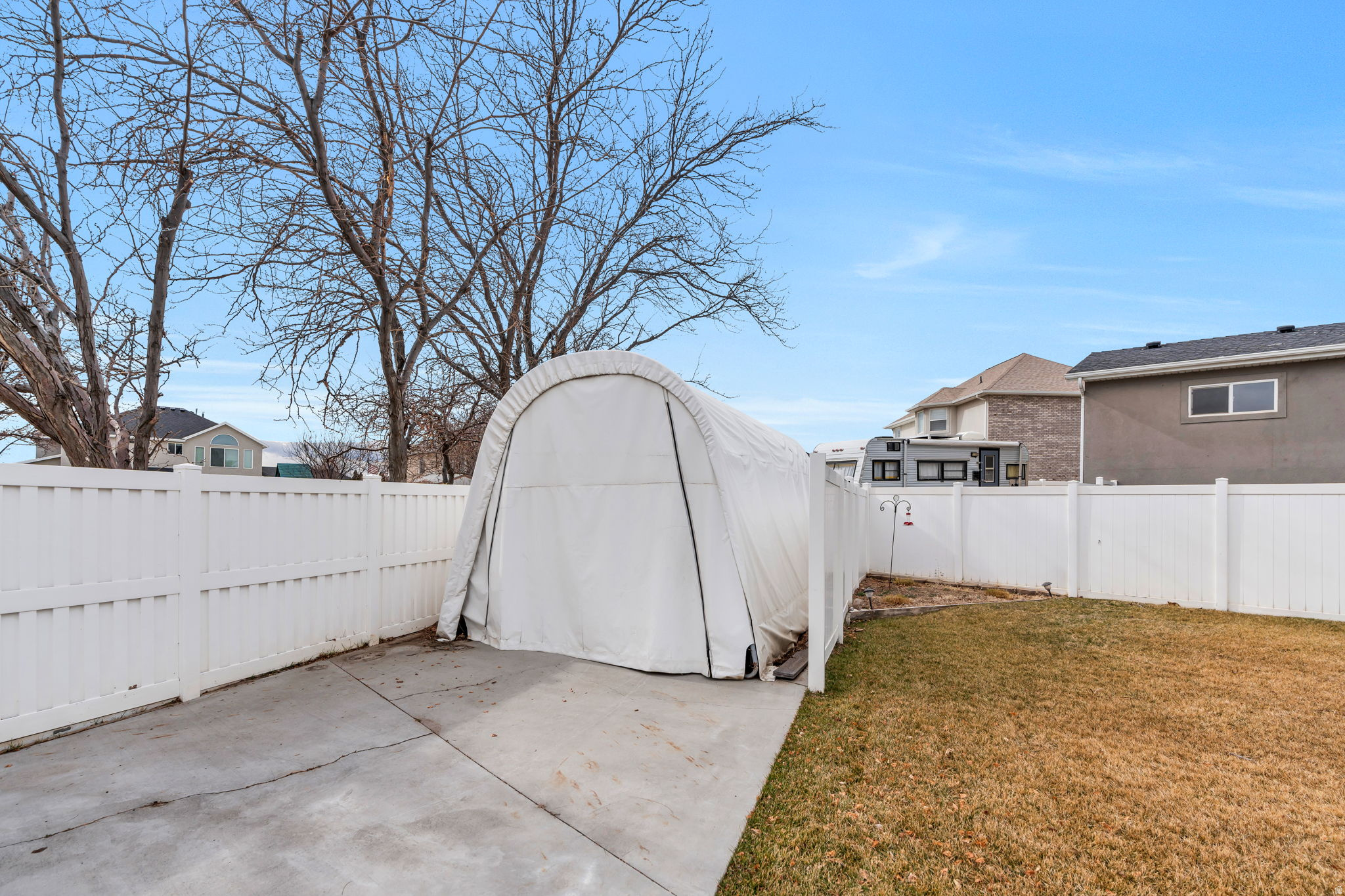 EDEN VIEW - Residential