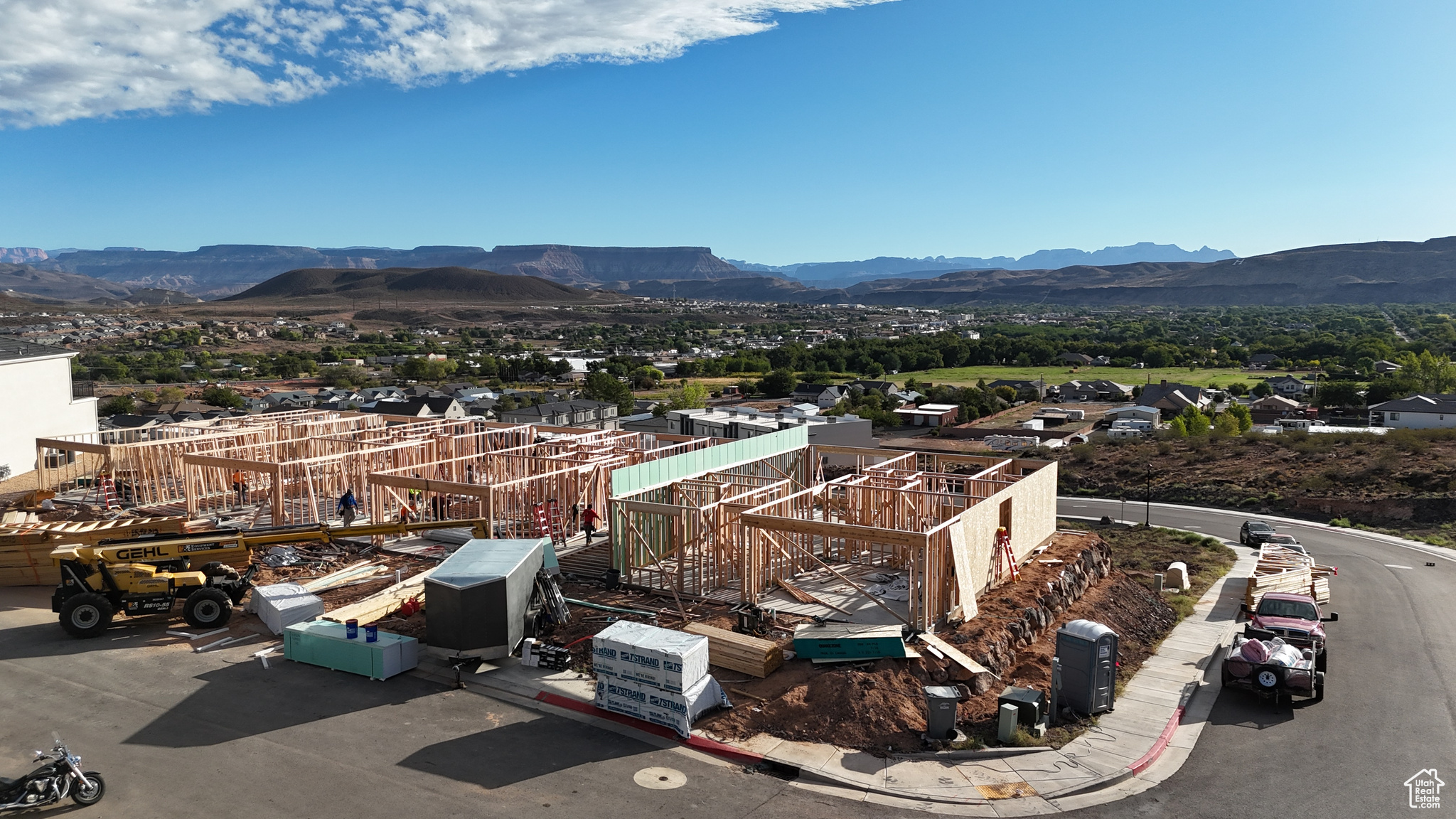 HURRICANE VIEWS - Residential