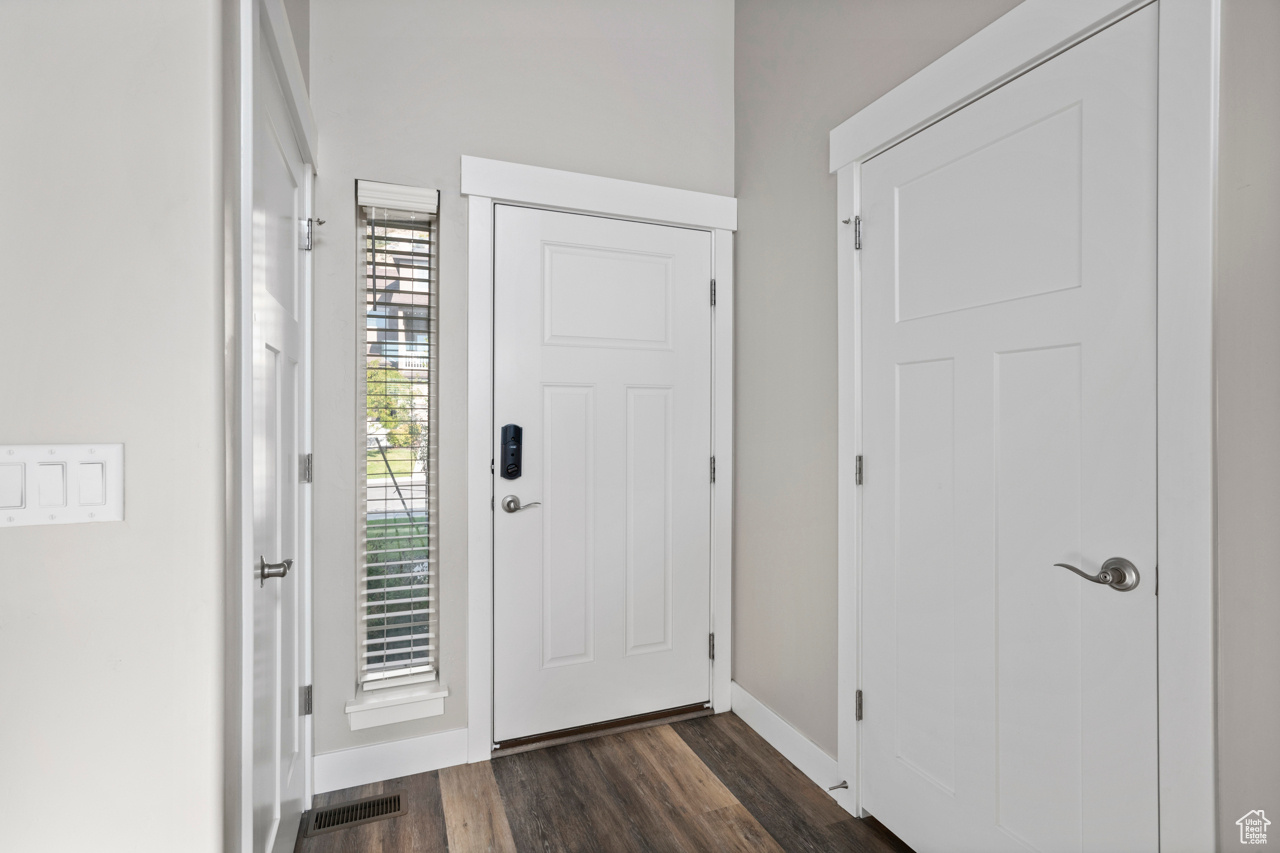 ASPEN SUMMIT AT SUNRIDGE HILLS - Residential