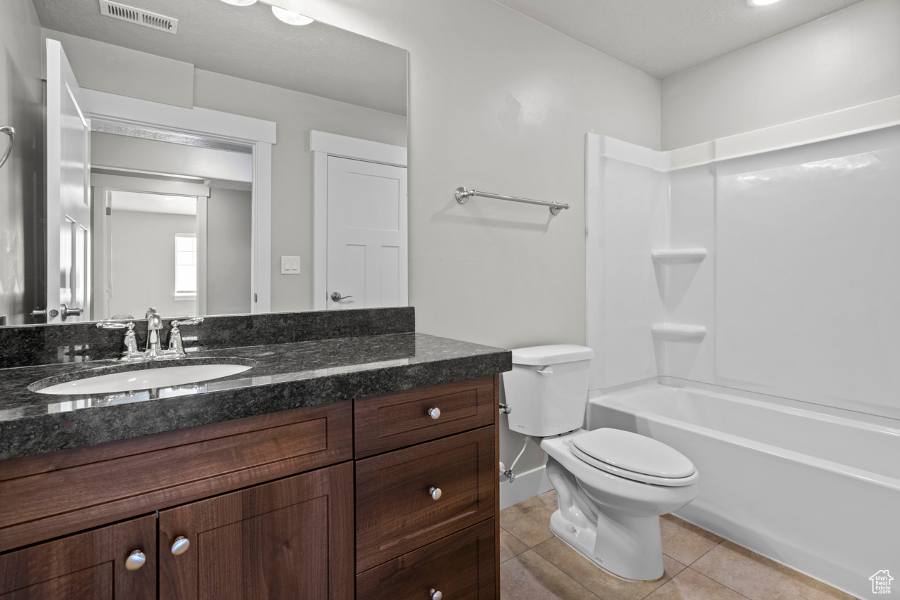ASPEN SUMMIT AT SUNRIDGE HILLS - Residential