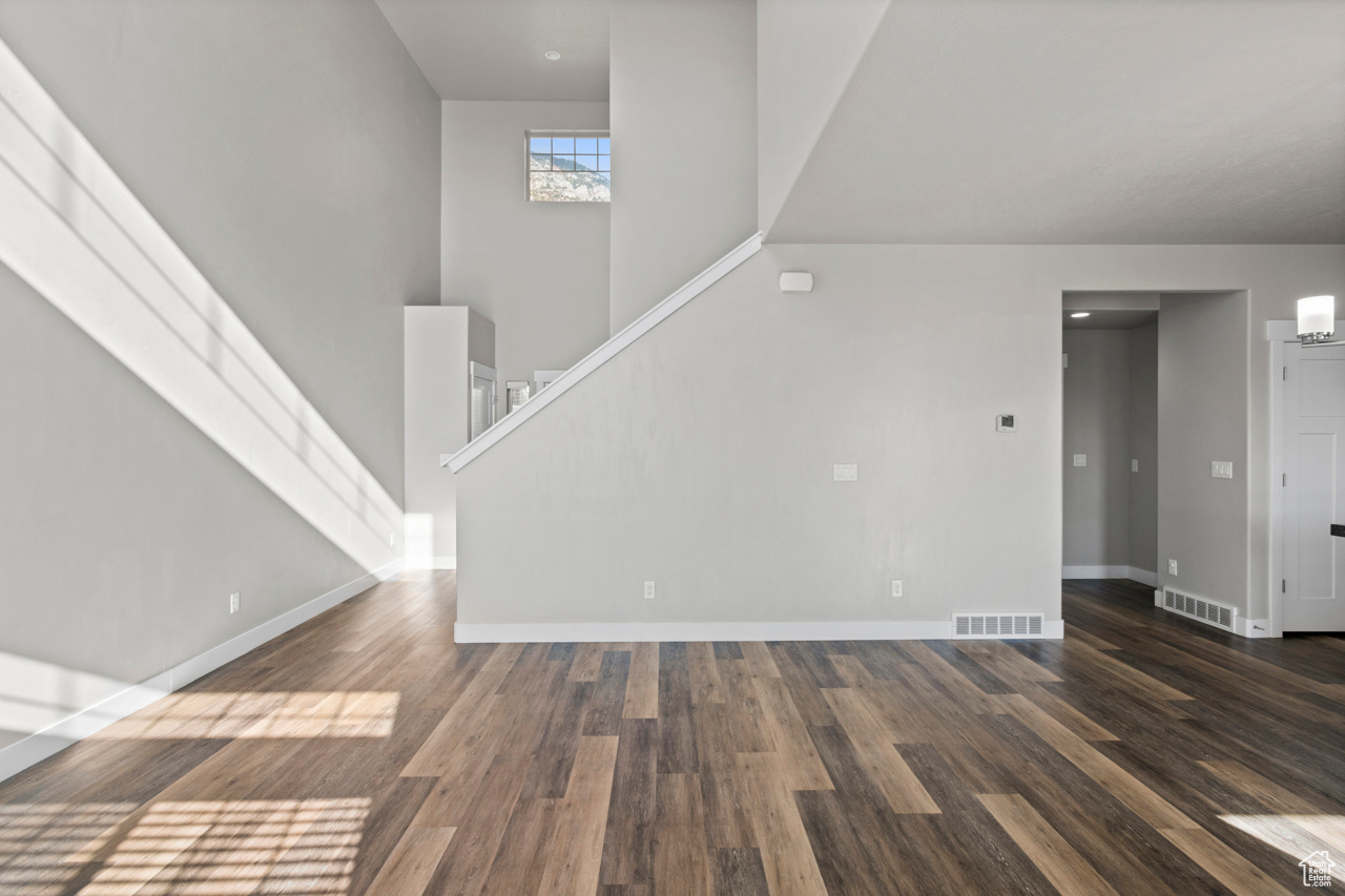 ASPEN SUMMIT AT SUNRIDGE HILLS - Residential