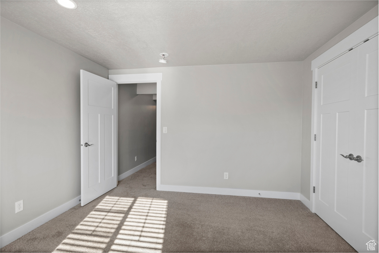 ASPEN SUMMIT AT SUNRIDGE HILLS - Residential