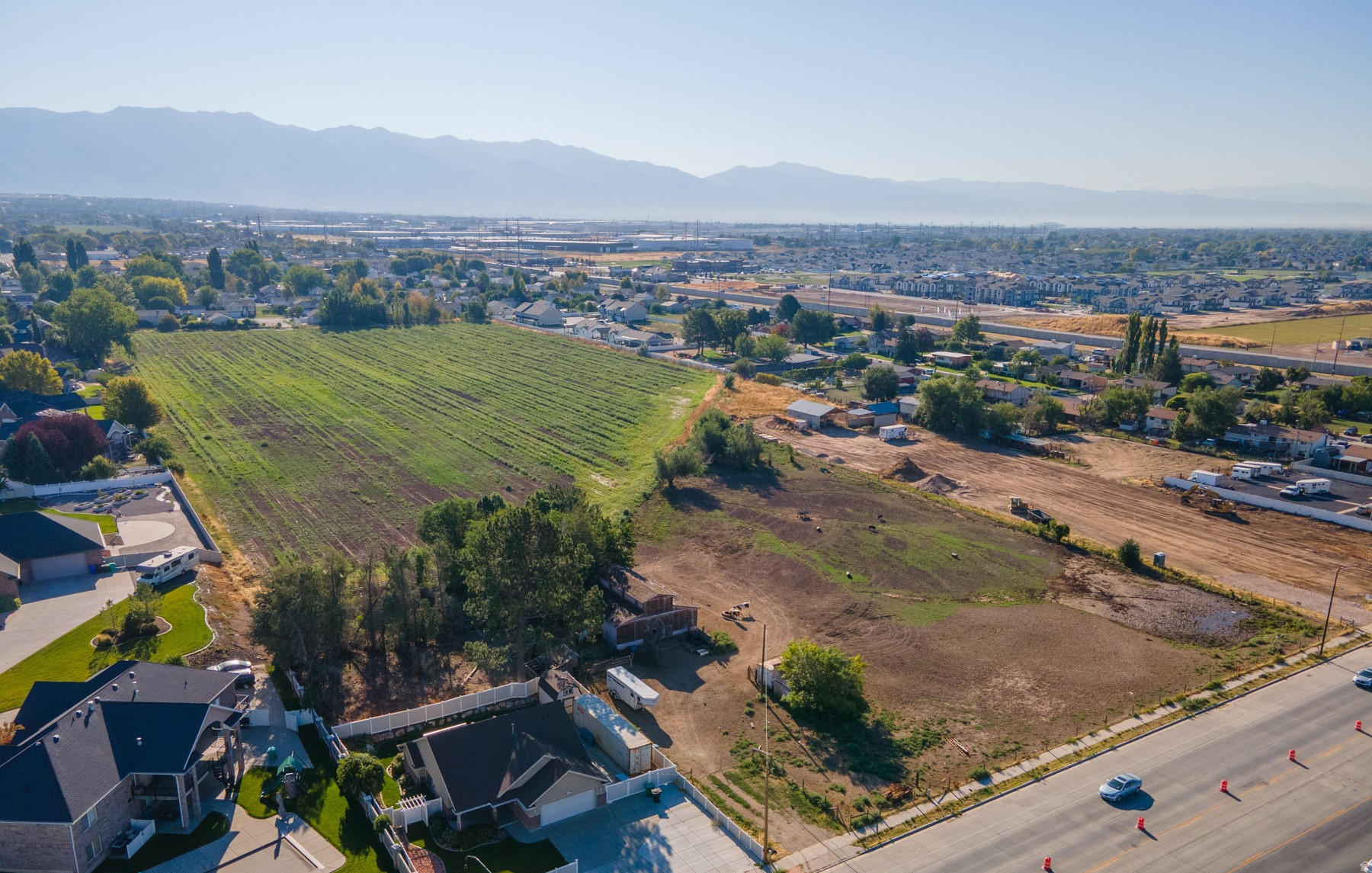 NIELSEN CROSSING - Land