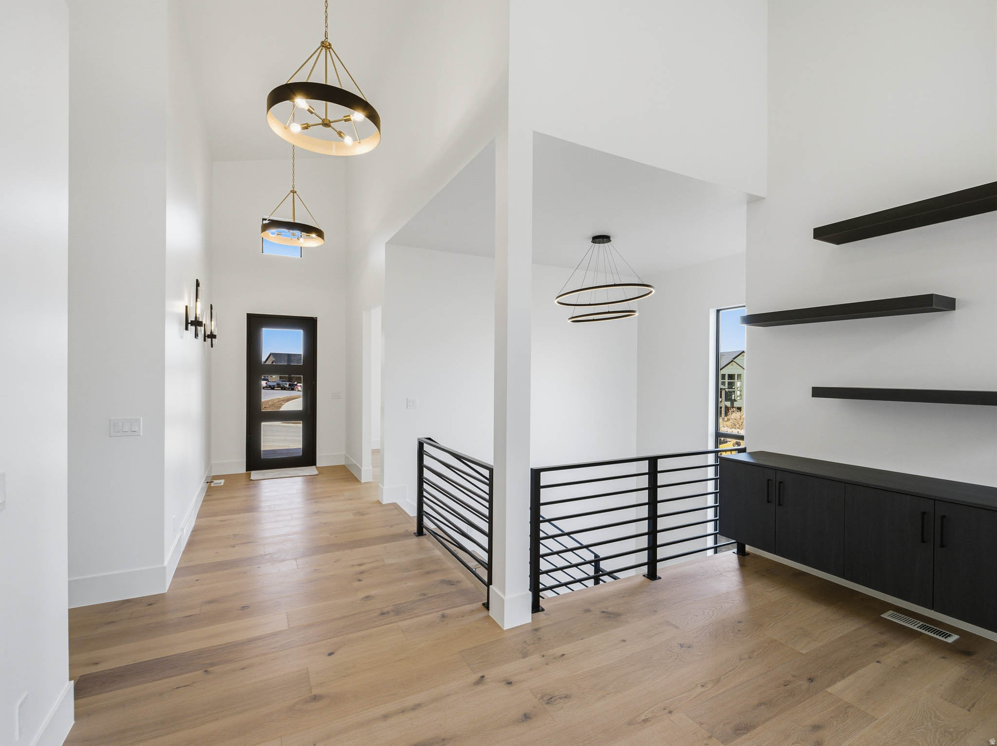 HIDDEN HOLLOW - Residential