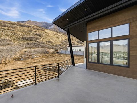 Tiny photo for 3457 S COBBLESTONE LOOP, Mapleton, UT 84664 (MLS # 2132783)