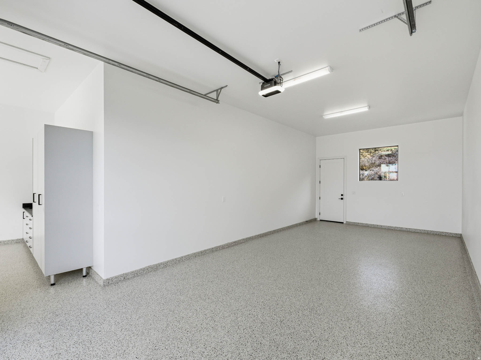 HIDDEN HOLLOW - Residential