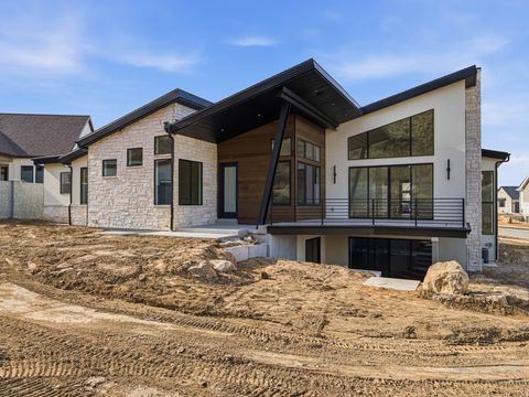 Tiny photo for 3457 S COBBLESTONE LOOP, Mapleton, UT 84664 (MLS # 2132783)