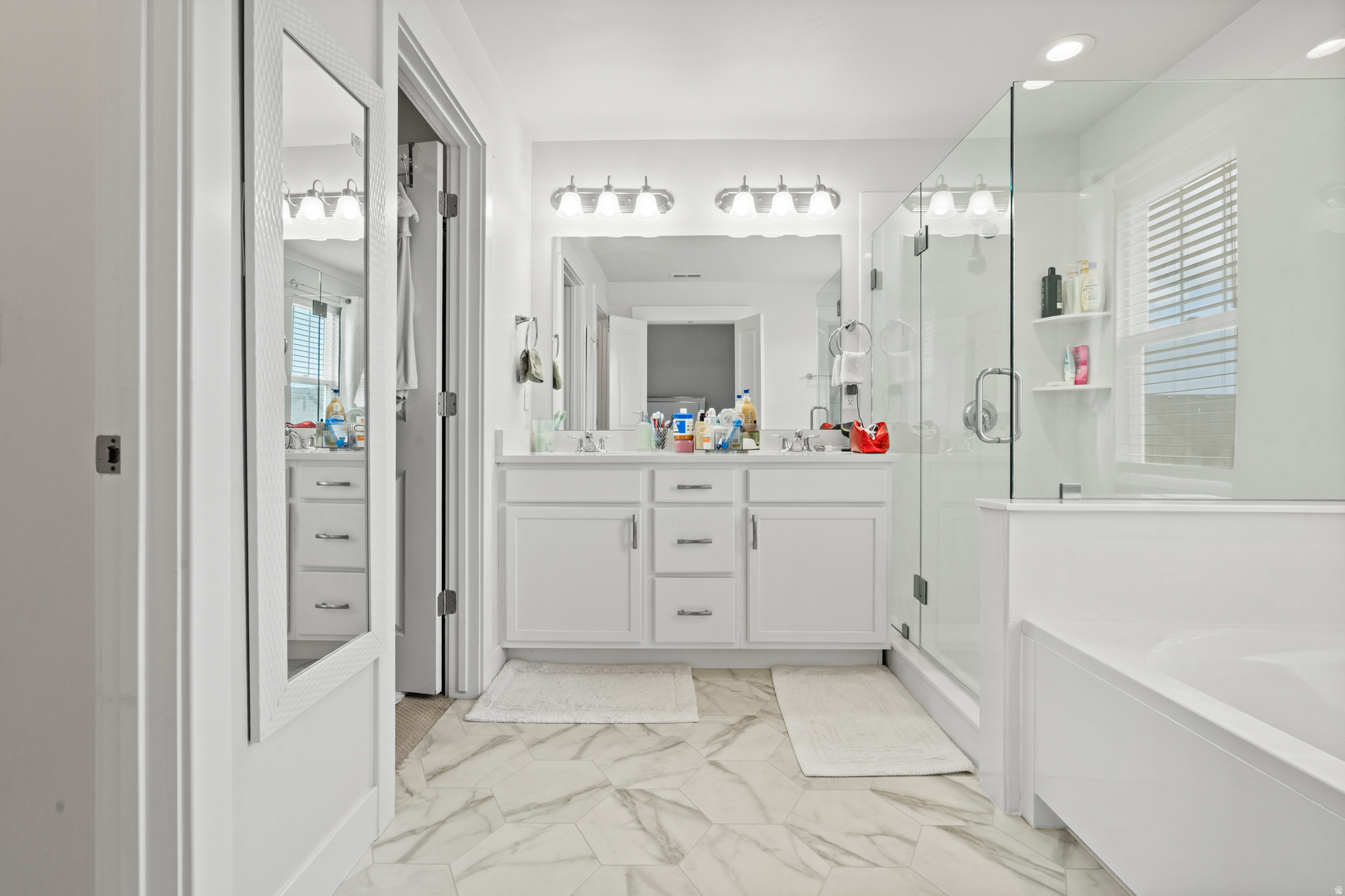 DAYBREAK - Residential