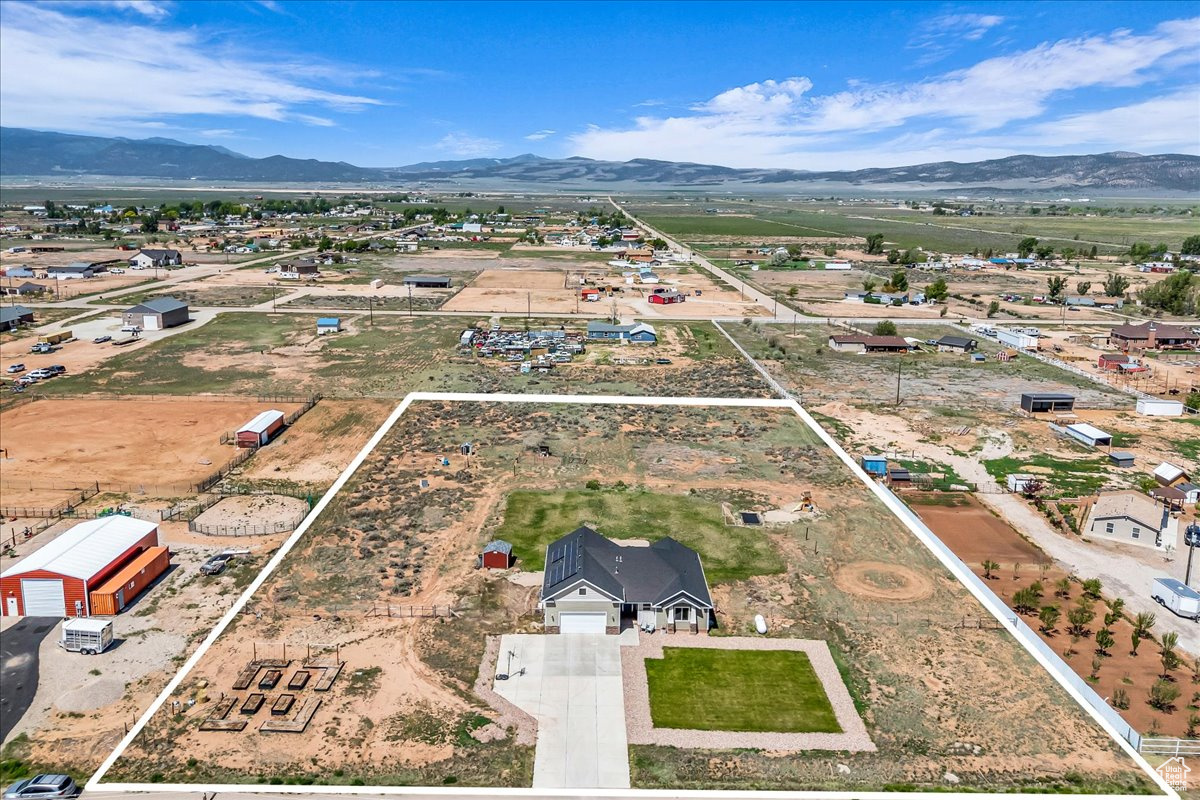 1038 S 4575, Cedar City, Utah image 3