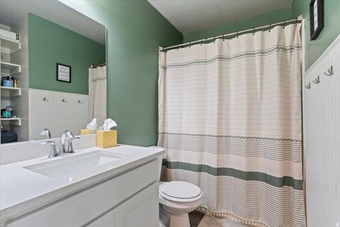 Tiny photo for 463 E LONDON WAY, Clearfield, UT 84015 (MLS # 2130887)