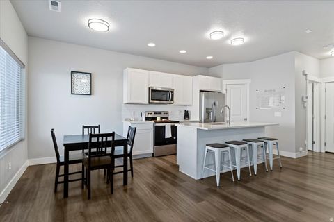 Tiny photo for 463 E LONDON WAY, Clearfield, UT 84015 (MLS # 2130887)