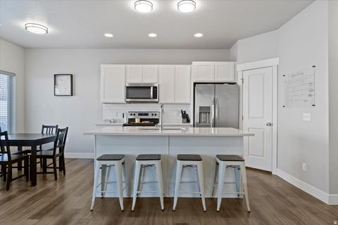 Tiny photo for 463 E LONDON WAY, Clearfield, UT 84015 (MLS # 2130887)