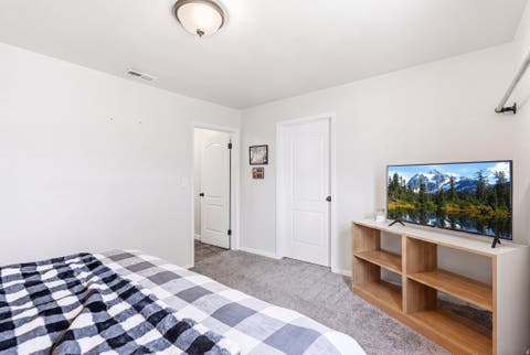 Tiny photo for 350 N 1100 W, West Bountiful, UT 84087 (MLS # 2173726)