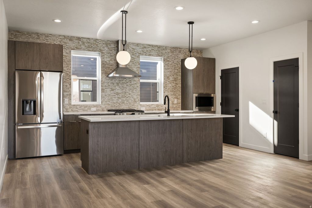 Photo of 597 E SAVVY CV #45, Salt Lake City, UT 84107 (MLS # 2135288)