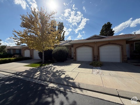 Townhouse For Sale - 9476 S Hidden Point Dr<br/> Sandy, UT 84070