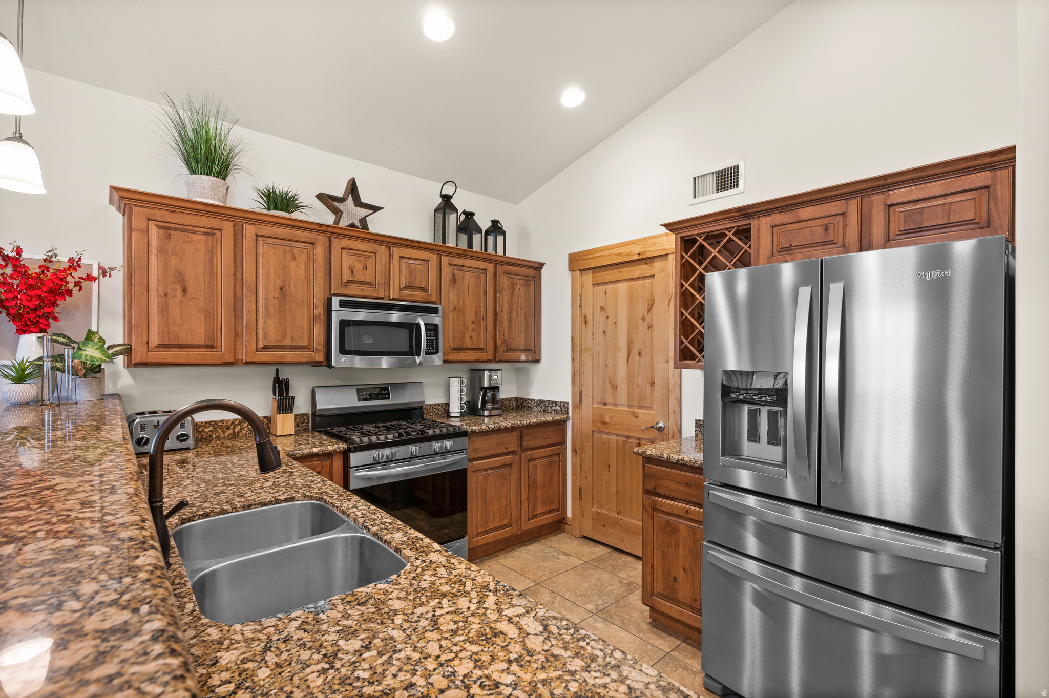 LODGES AT BEAR HOLLOW - Residential