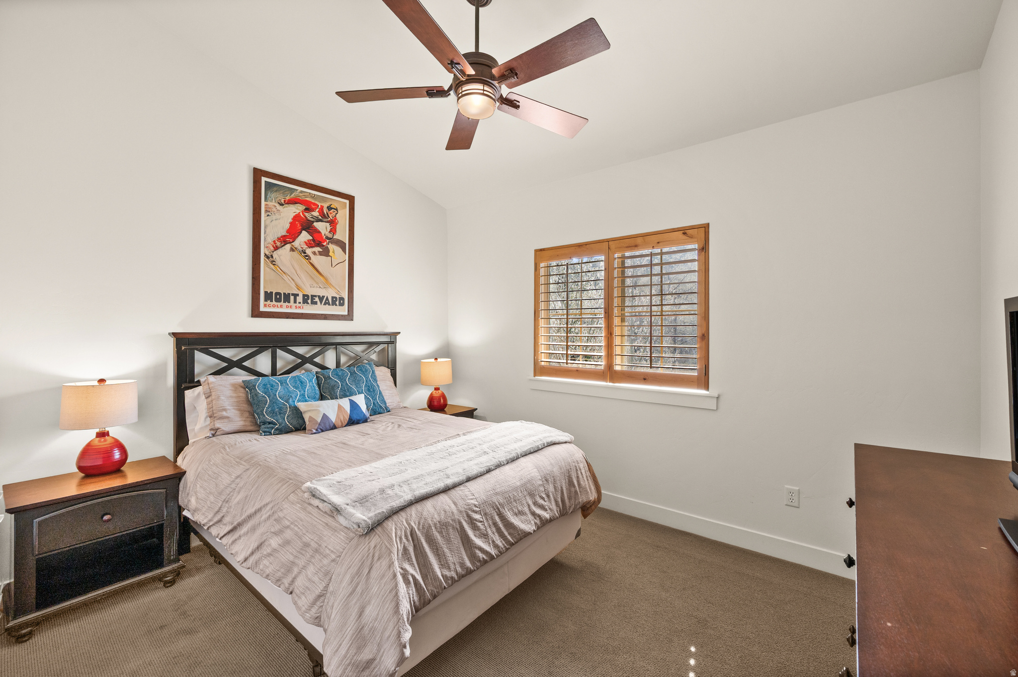 LODGES AT BEAR HOLLOW - Residential