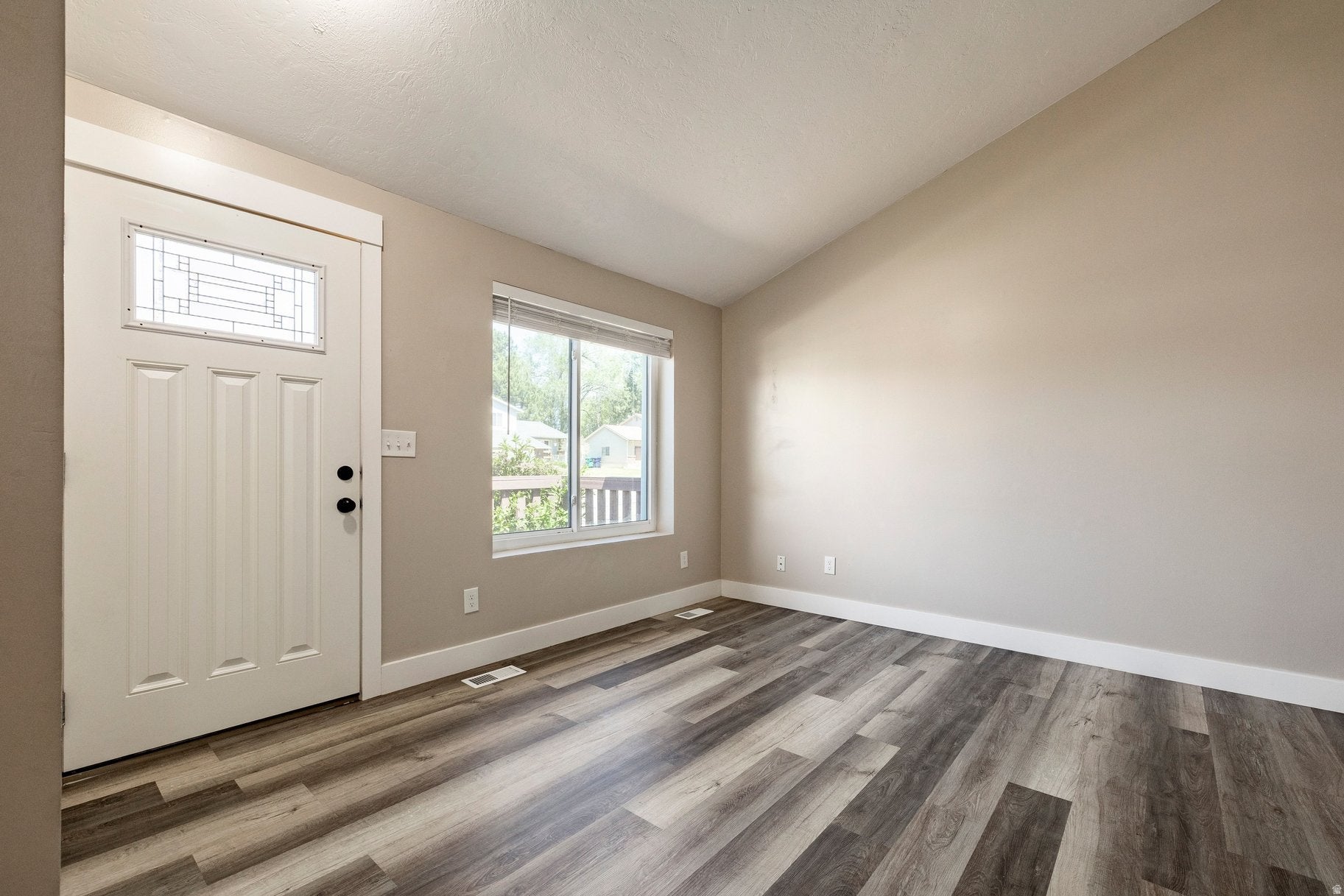 PHEASANT RUN ESTATES - Residential