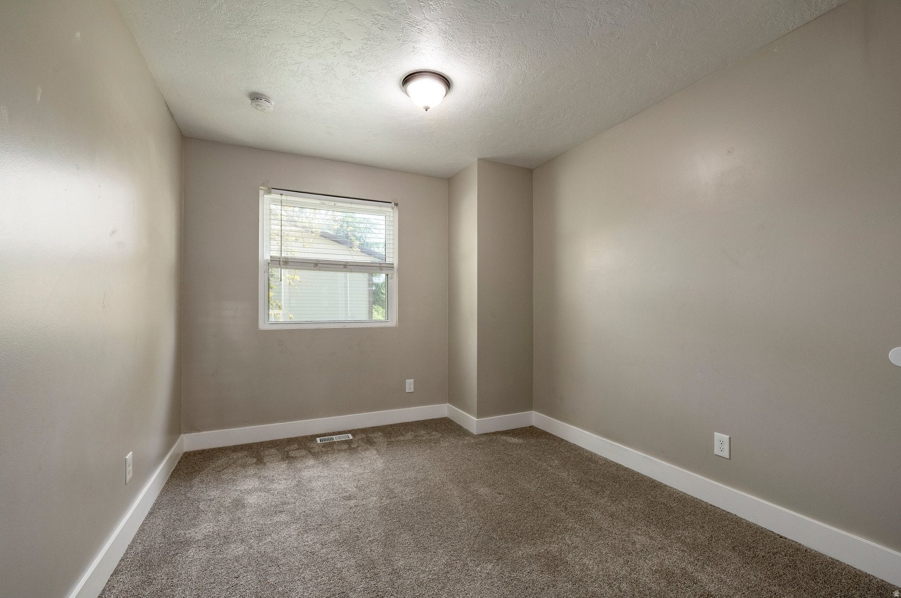 PHEASANT RUN ESTATES - Residential